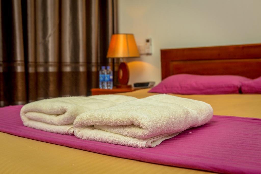 Dayanithi Guest House จาฟนา ภายนอก รูปภาพ